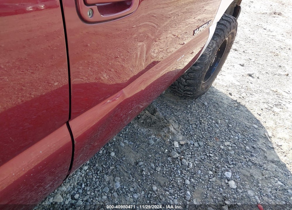 2003 GMC YUKON XL 1500 SLT VIN: 1GKEC16Z53J143585