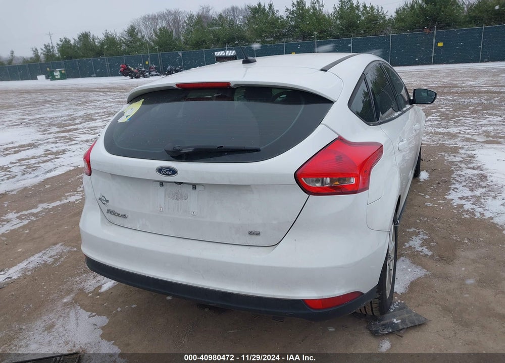 2017 FORD FOCUS VIN: 1FADP3K26HL233524