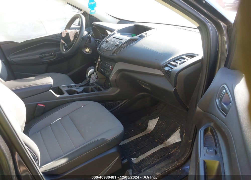 2017 FORD ESCAPE S VIN: 1FMCU0F76HUA19304