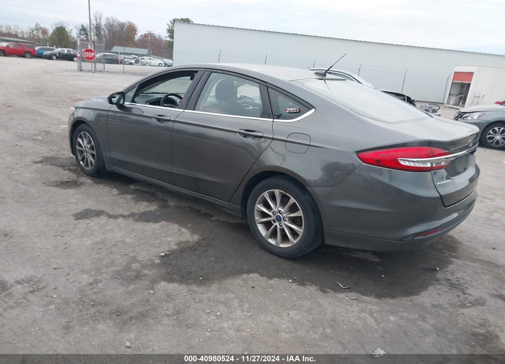 2017 FORD FUSION SE VIN: 3FA6P0H74HR260488