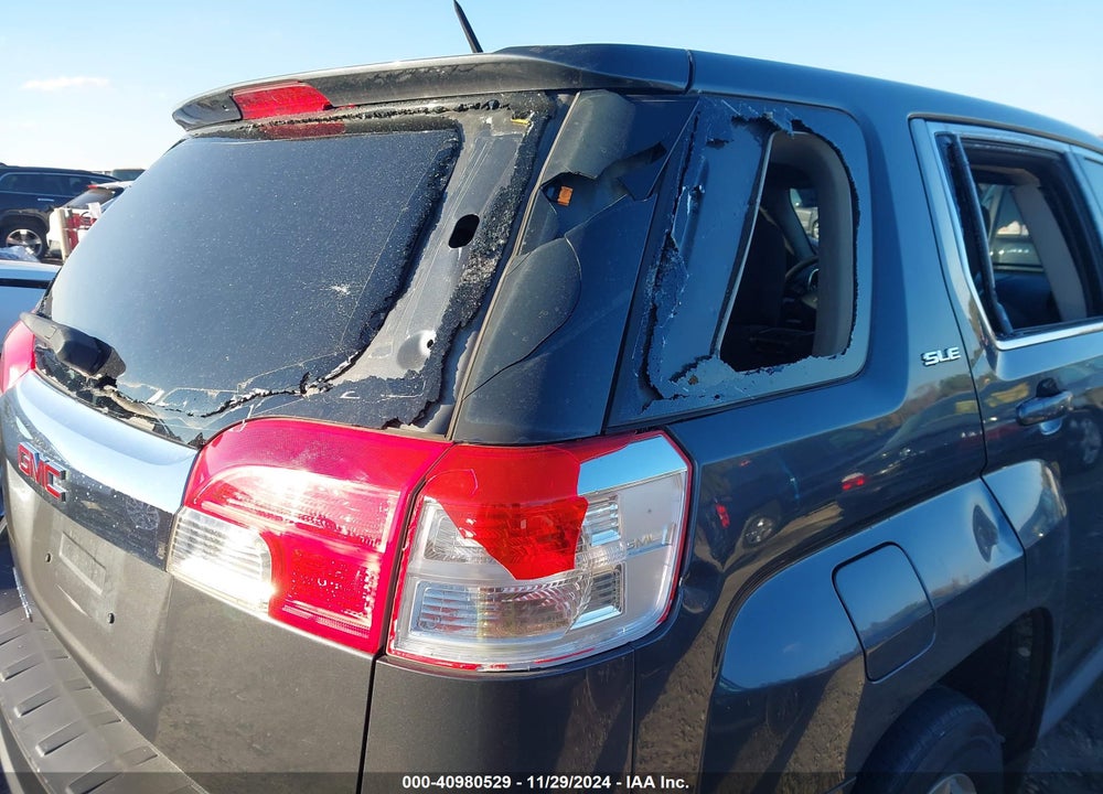 2011 GMC TERRAIN SLE-1 VIN: 2CTALMEC4B6213165