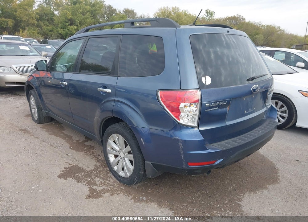 2011 SUBARU FORESTER 2.5X PREMIUM VIN: JF2SHADC3BH753751