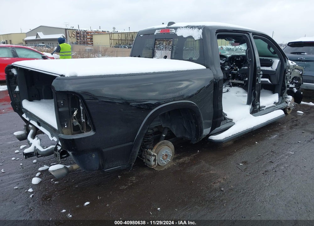 2022 RAM 1500 VIN: 1C6SRFJT5NN166980