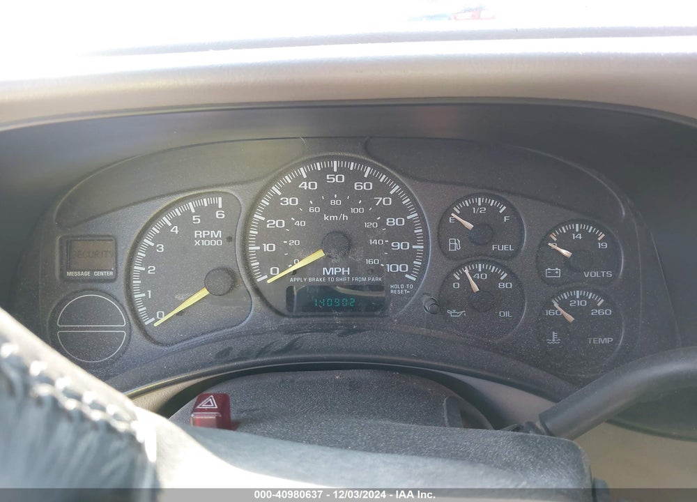 2000 CHEVROLET SILVERADO 1500 LS VIN: 2GCEC19T1Y1211532