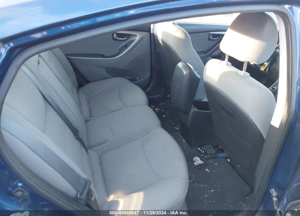 2016 HYUNDAI ELANTRA SE VIN: 5NPDH4AE7GH749631