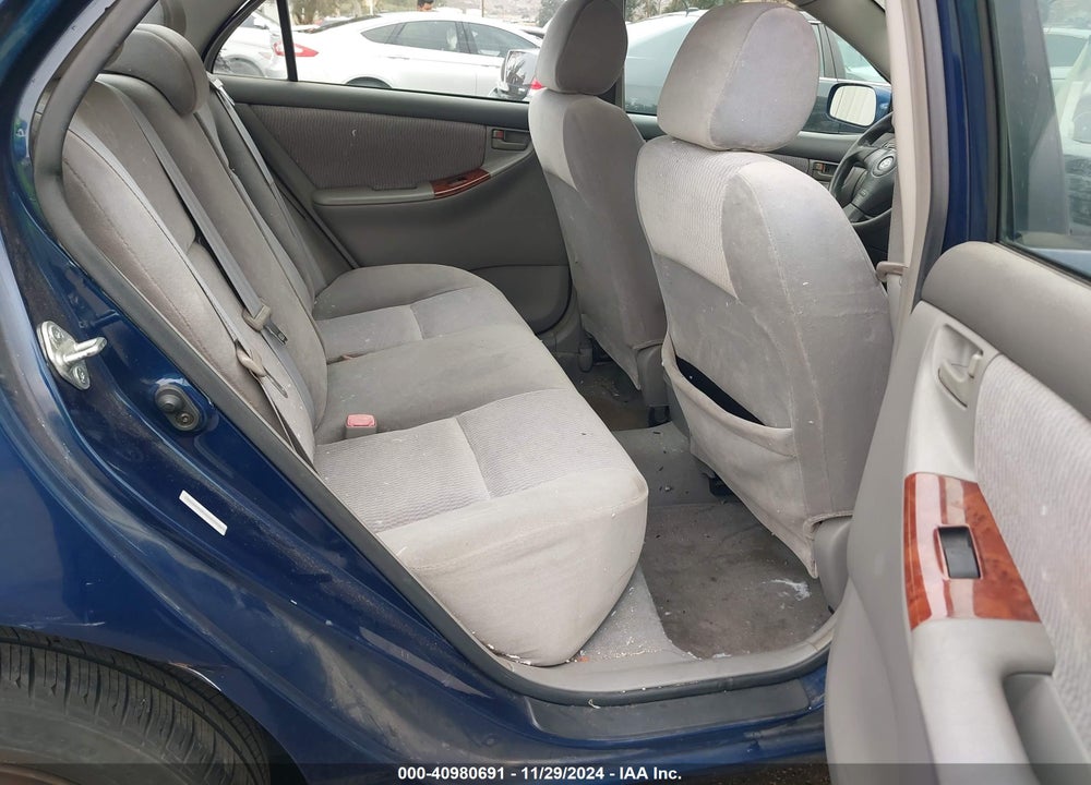 2005 TOYOTA COROLLA LE VIN: 1NXBR32E45Z357248