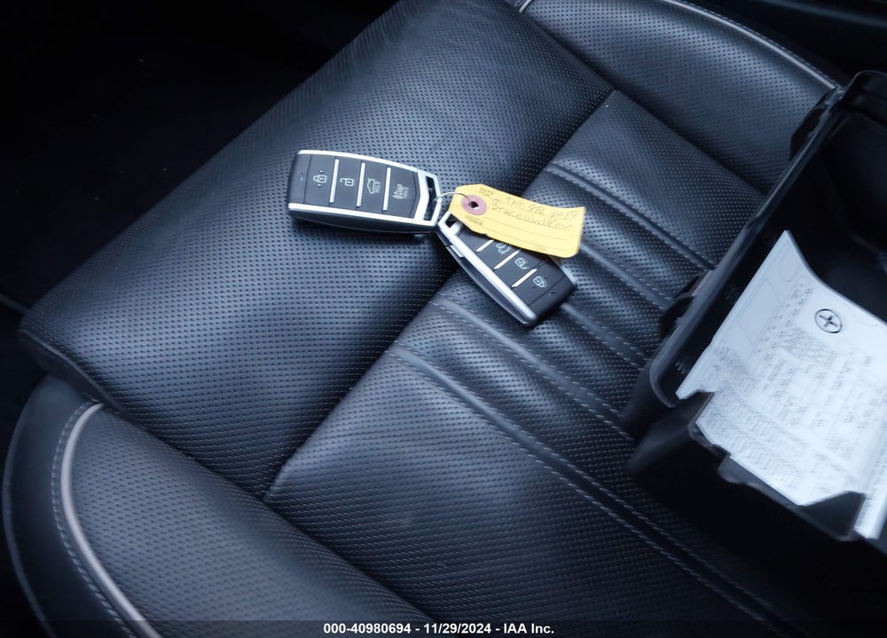 2017 GENESIS G90 3.3T PREMIUM VIN: KMHG34JA3HU024930