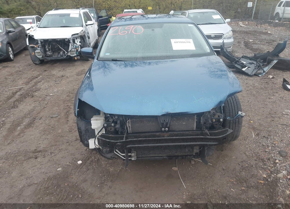 2017 VOLKSWAGEN JETTA VIN: 3VW2B7AJ5HM376055
