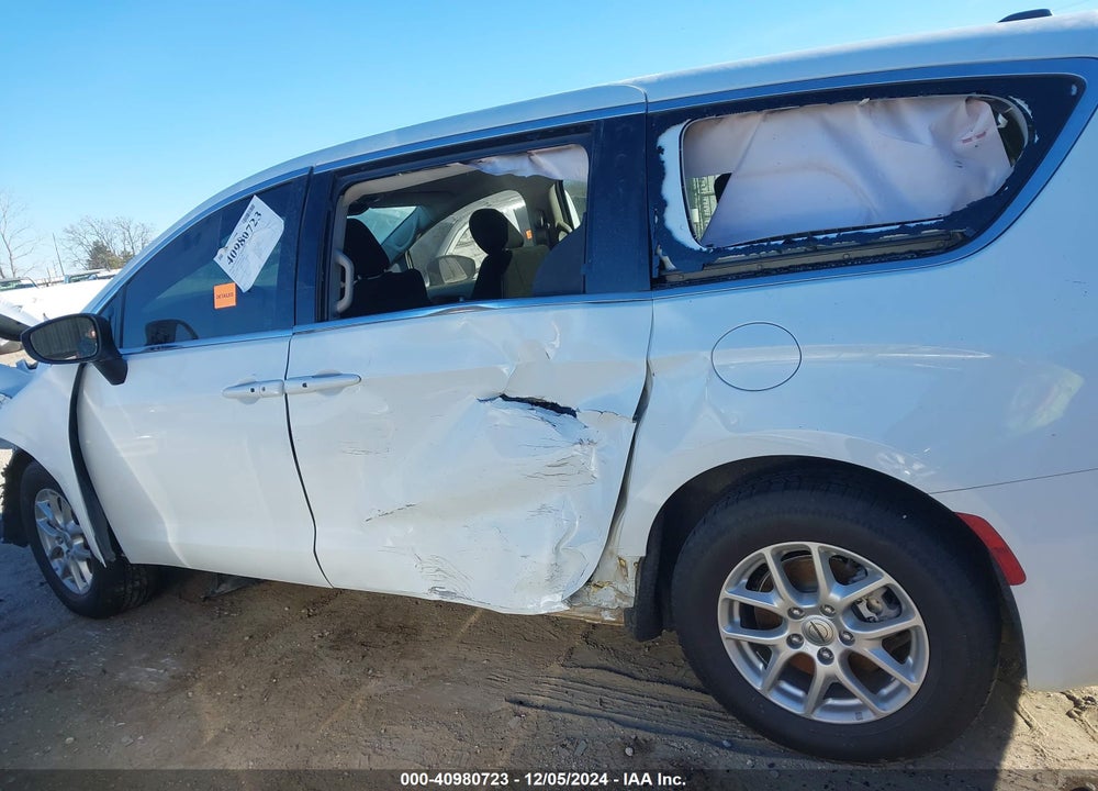 2022 CHRYSLER VOYAGER LX VIN: 2C4RC1CG9NR230050