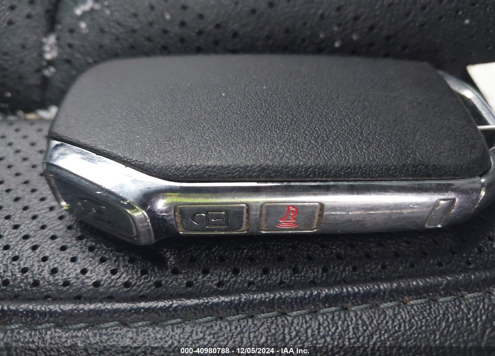 2021 KIA SELTOS EX VIN: KNDERCAA3M7120733