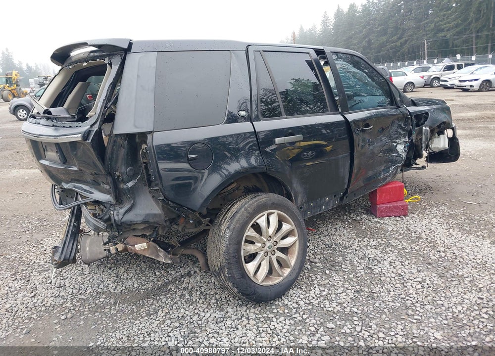 2011 LAND ROVER LR2 VIN: SALFR2BN0BH272646