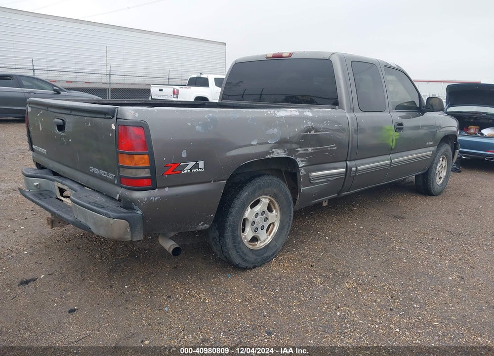 2001 CHEVROLET SILVERADO 1500 LS VIN: 1GCEK19T51E147292