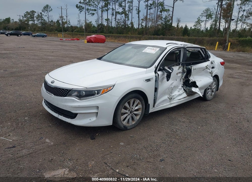 2016 KIA OPTIMA EX VIN: 5XXGU4L38GG040402
