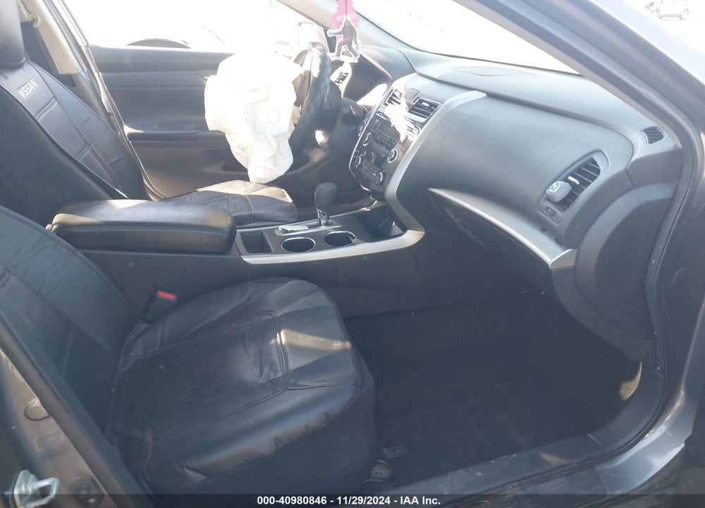 2015 NISSAN ALTIMA VIN: 1N4AL3AP8FC263228