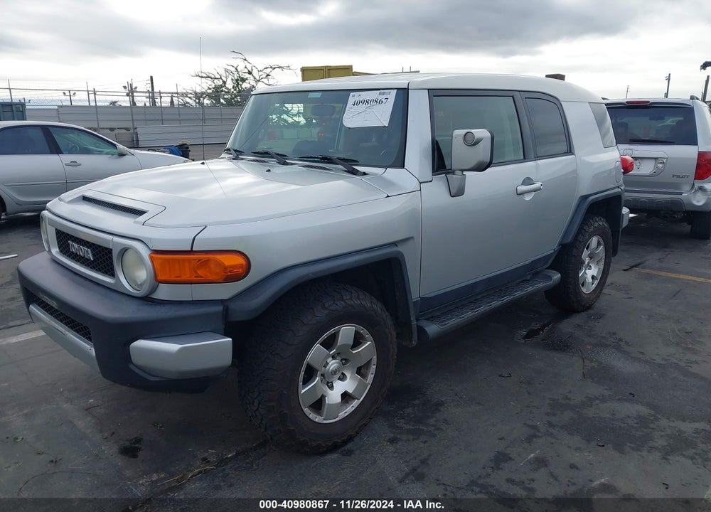 2008 TOYOTA FJ CRUISER VIN: JTEBU11FX8K017440