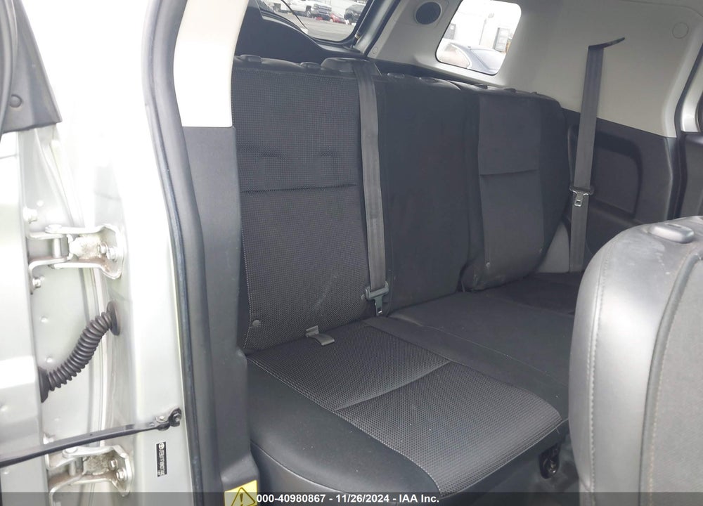 2008 TOYOTA FJ CRUISER VIN: JTEBU11FX8K017440