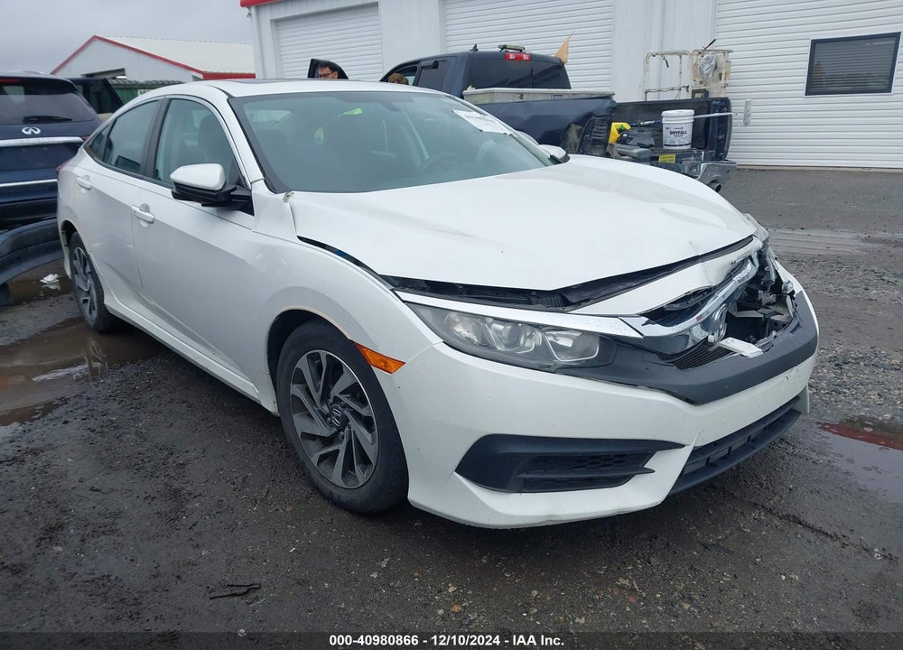 2018 HONDA CIVIC EX VIN: 19XFC2F74JE039118