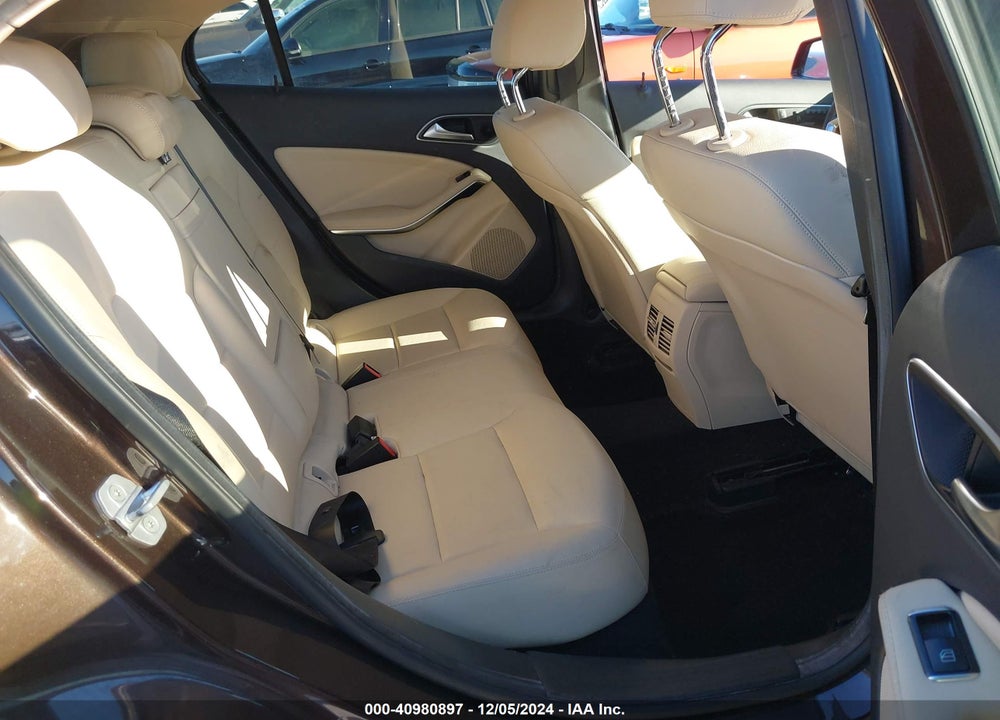 2015 MERCEDES-BENZ GLA 250 4MATIC VIN: WDCTG4GB5FJ064698