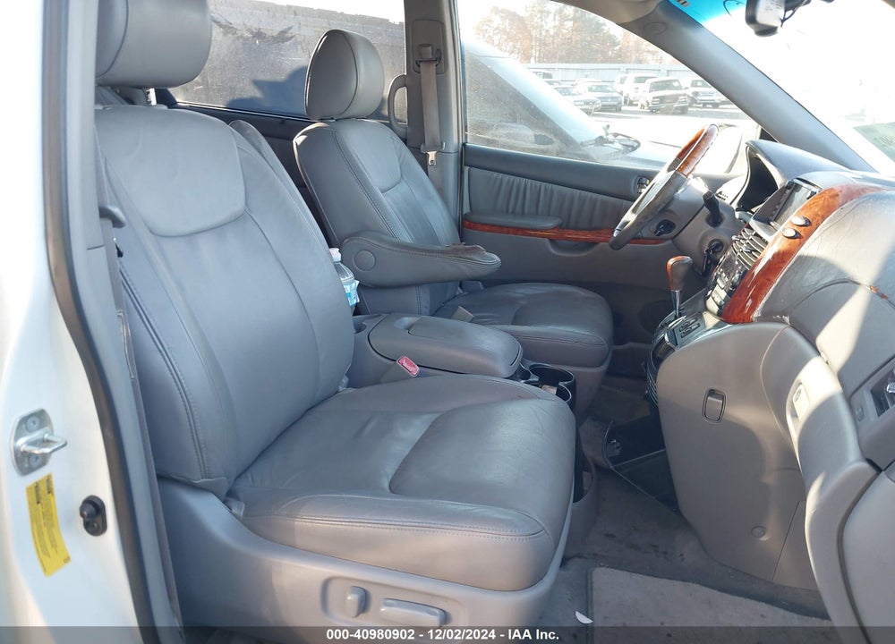 2009 TOYOTA SIENNA LIMITED VIN: 5TDZK22C69S241205