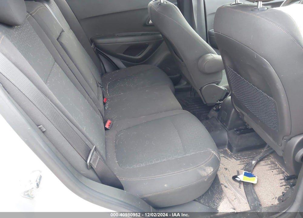 2020 CHEVROLET TRAX AWD LS VIN: KL7CJNSB2LB326586