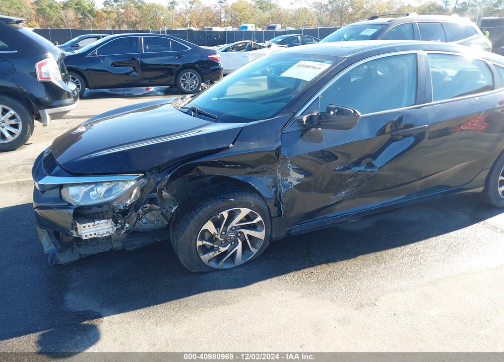 2017 HONDA CIVIC EX VIN: 19XFC2F77HE018077