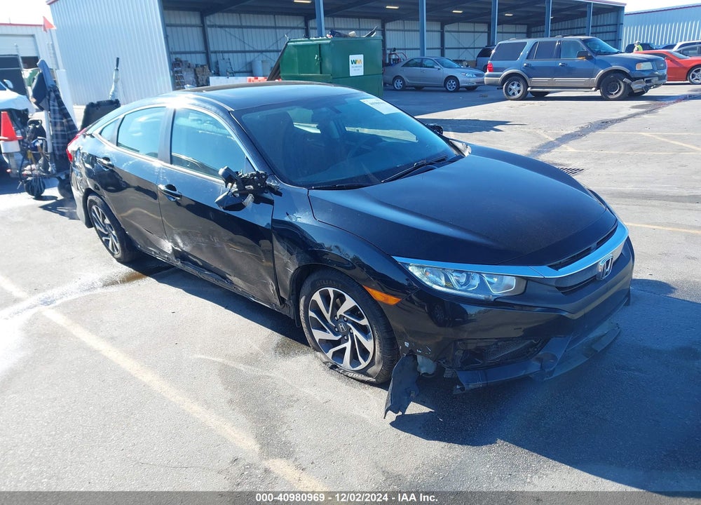 2017 HONDA CIVIC EX VIN: 19XFC2F77HE018077