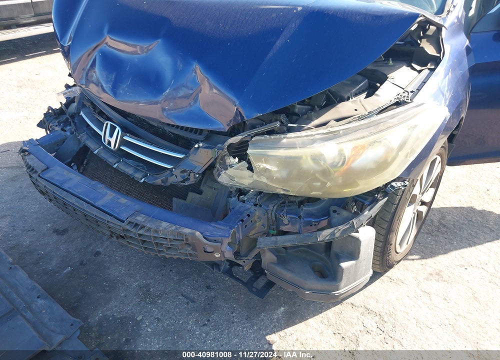 2014 HONDA ACCORD LX VIN: 1HGCR2F32EA153045