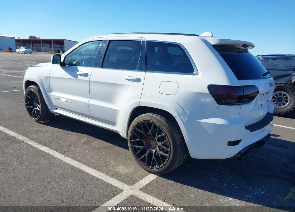 2015 JEEP GRAND CHEROKEE SRT VIN: 1C4RJFDJ3FC827945
