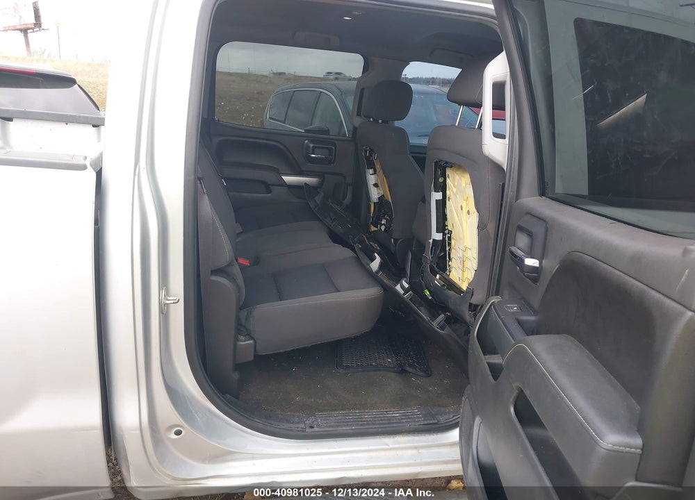 2015 CHEVROLET SILVERADO VIN: 3GCUKREC3FG123623