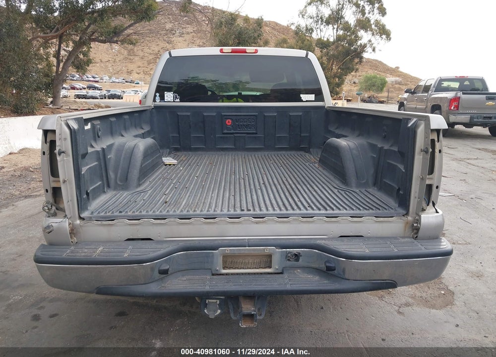 2005 CHEVROLET SILVERADO 1500 LS VIN: 1GCEC19Z15Z218164
