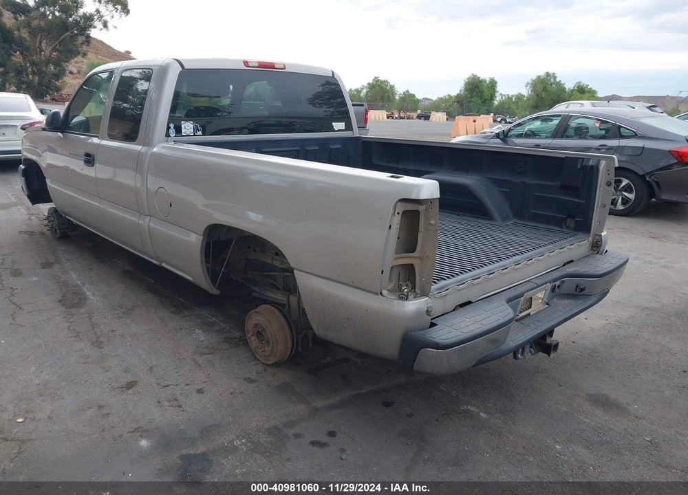 2005 CHEVROLET SILVERADO 1500 LS VIN: 1GCEC19Z15Z218164