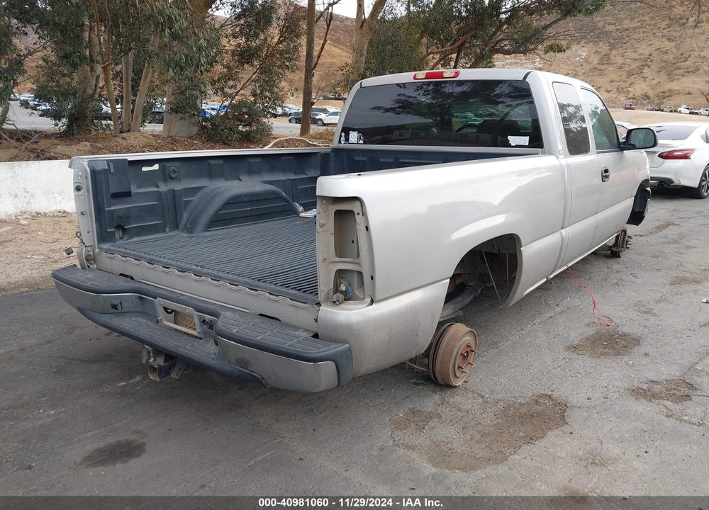 2005 CHEVROLET SILVERADO 1500 LS VIN: 1GCEC19Z15Z218164