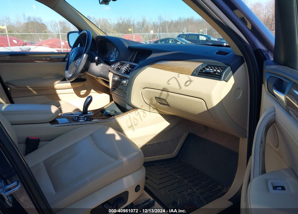 2013 BMW X3 VIN: 5UXWX9C5XD0D08107