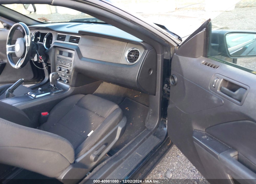2013 FORD MUSTANG V6 VIN: 1ZVBP8EMXD5237048