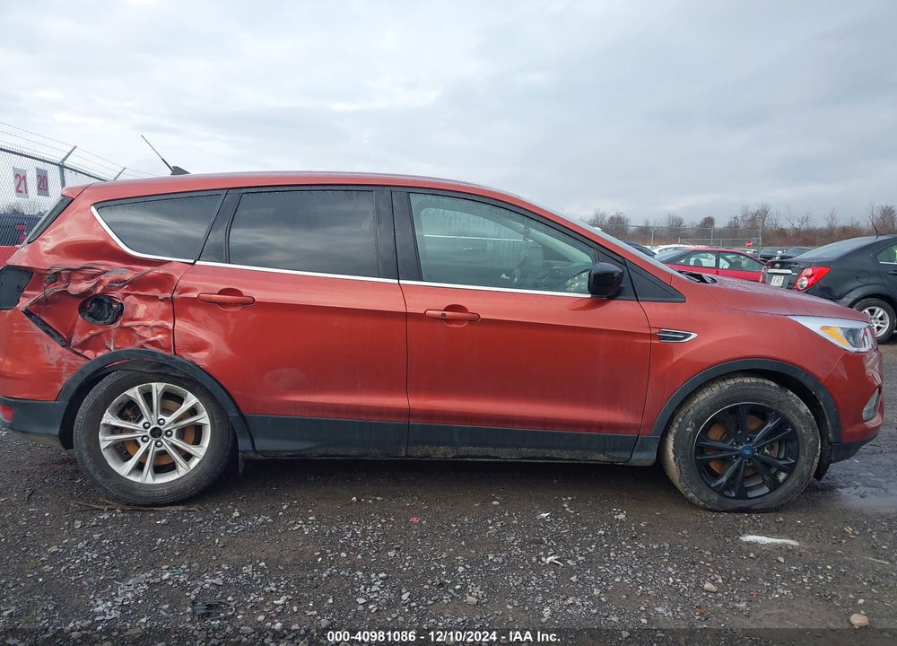 2019 FORD ESCAPE SE VIN: 1FMCU9GD9KUA37604