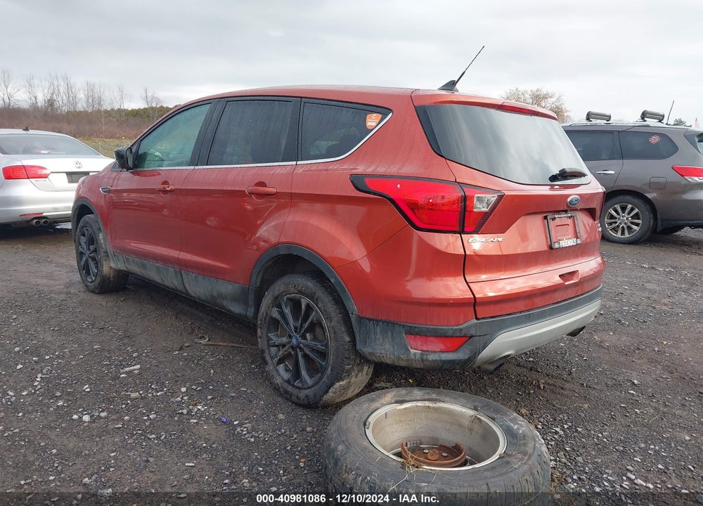 2019 FORD ESCAPE SE VIN: 1FMCU9GD9KUA37604