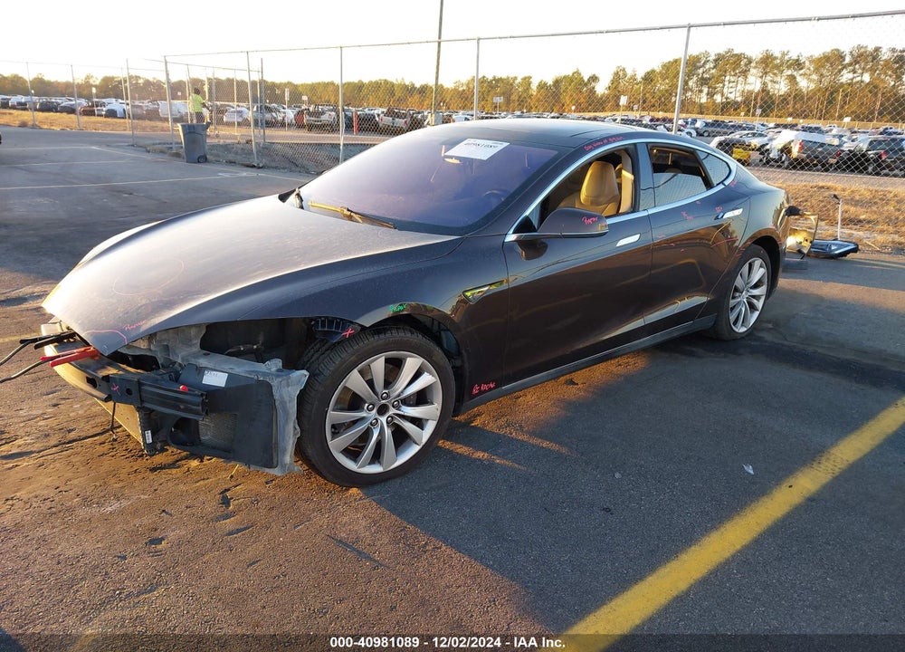 2013 TESLA MODEL S VIN: 5YJSA1CN7DFP22690