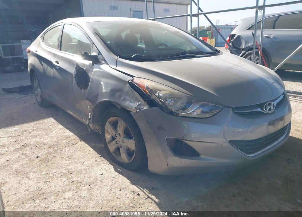 2013 HYUNDAI ELANTRA GLS VIN: KMHDH4AEXDU812928