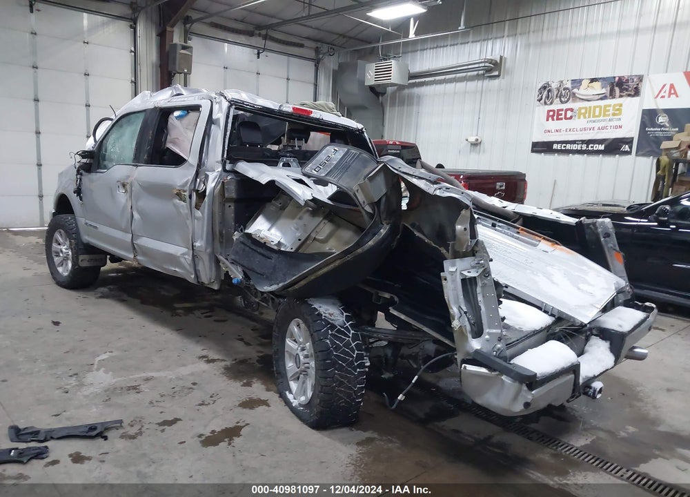 2017 FORD F-250 PLATINUM VIN: 1FT7W2BT4HEC92587