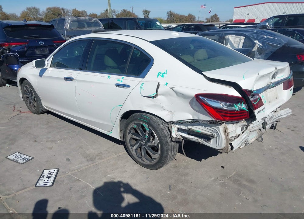 2017 HONDA ACCORD EX-L V6 VIN: 1HGCR3F8XHA006039