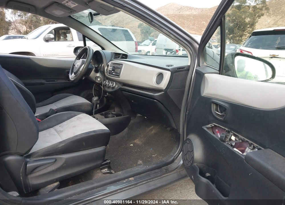 2012 TOYOTA YARIS LE VIN: JTDJTUD31CD512192