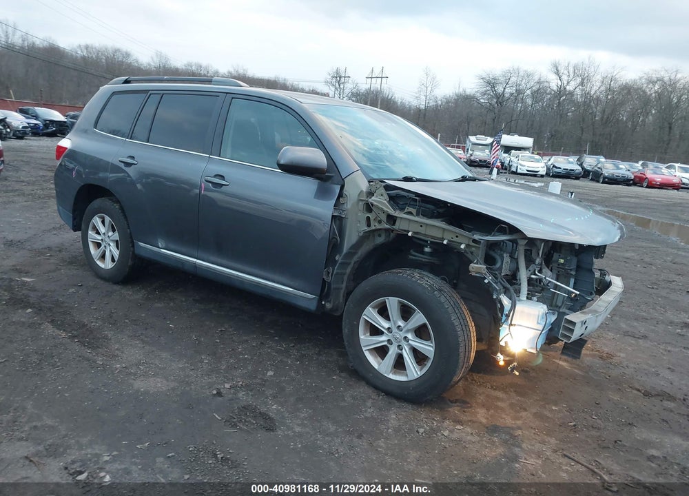 2013 TOYOTA HIGHLANDER SE V6 VIN: 5TDBK3EH5DS196877