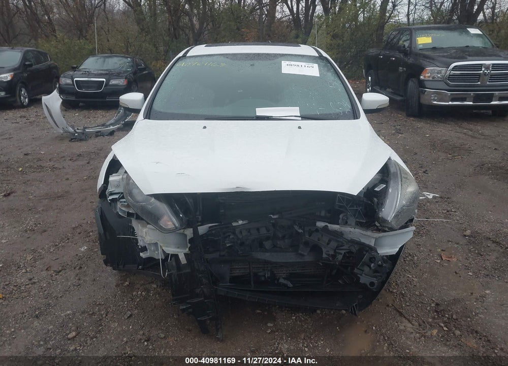 2015 FORD FOCUS ST VIN: 1FADP3L95FL285977