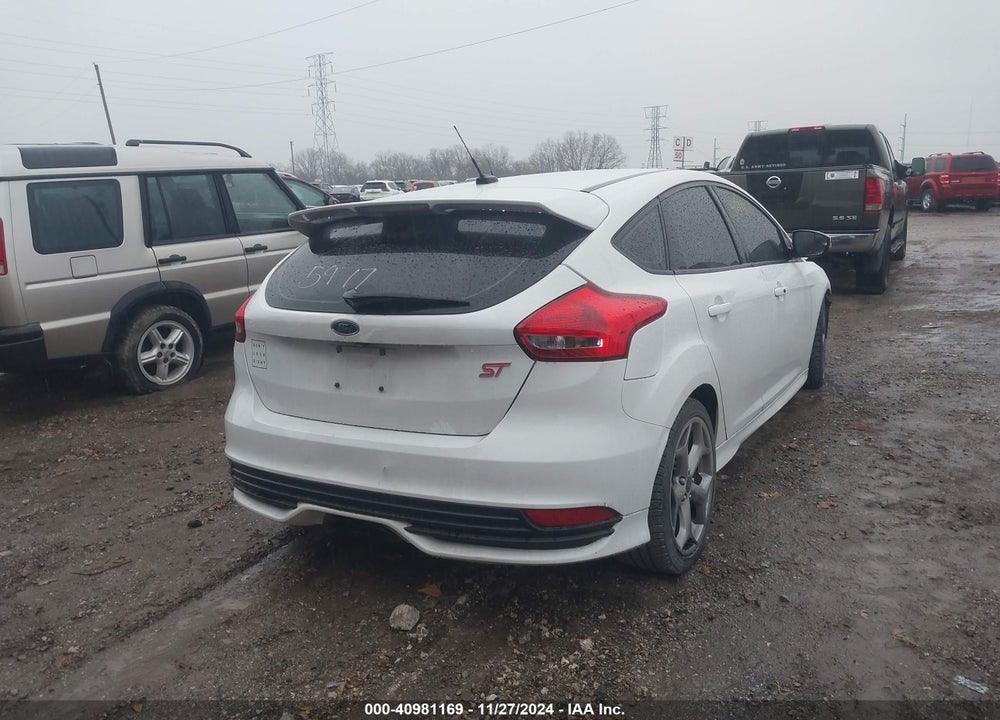 2015 FORD FOCUS ST VIN: 1FADP3L95FL285977