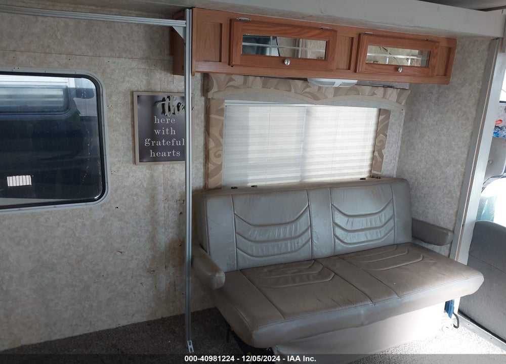 2006 FORD E-450 CUTAWAY VIN: 1FDXE45S66DB31478