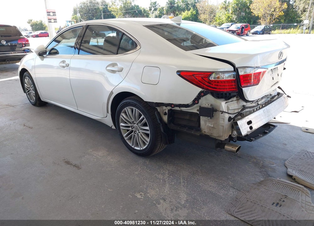 2015 LEXUS ES 350 VIN: JTHBK1GG8F2207355