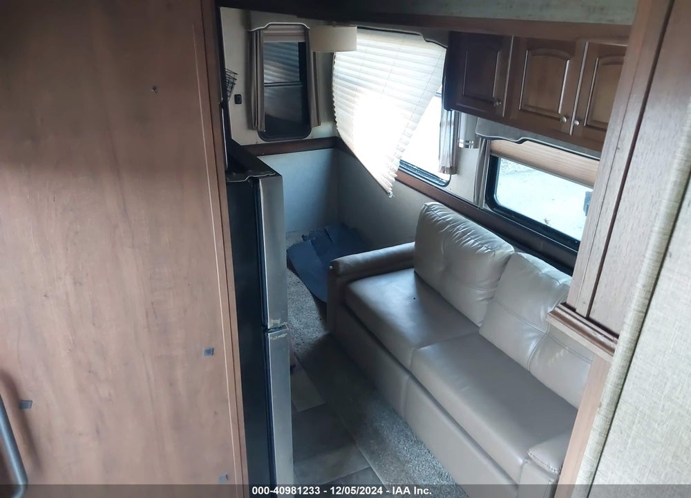 2016 HEARTLAND OAKMONT 5TH WHEEL TRAVEL TRAILER VIN: 5SFBG4120GE304838