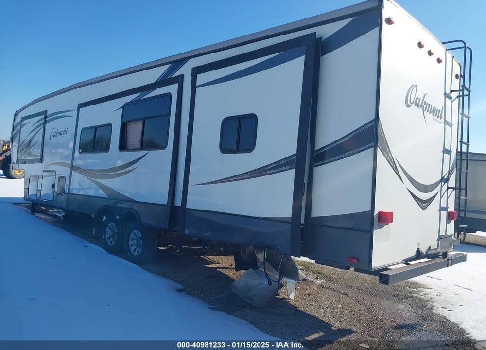2016 HEARTLAND OAKMONT 5TH WHEEL TRAVEL TRAILER VIN: 5SFBG4120GE304838