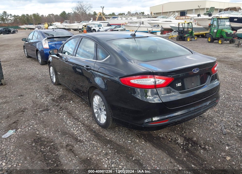 2013 FORD FUSION HYBRID SE VIN: 3FA6P0LUXDR304937