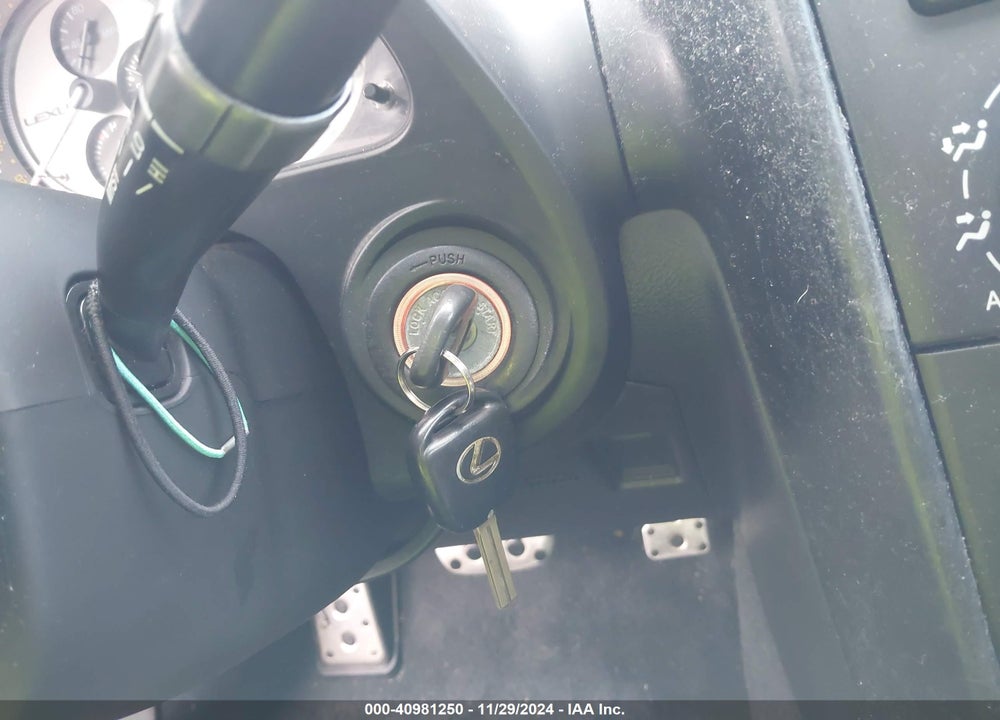 2002 LEXUS IS 300 VIN: JTHBD192320037312